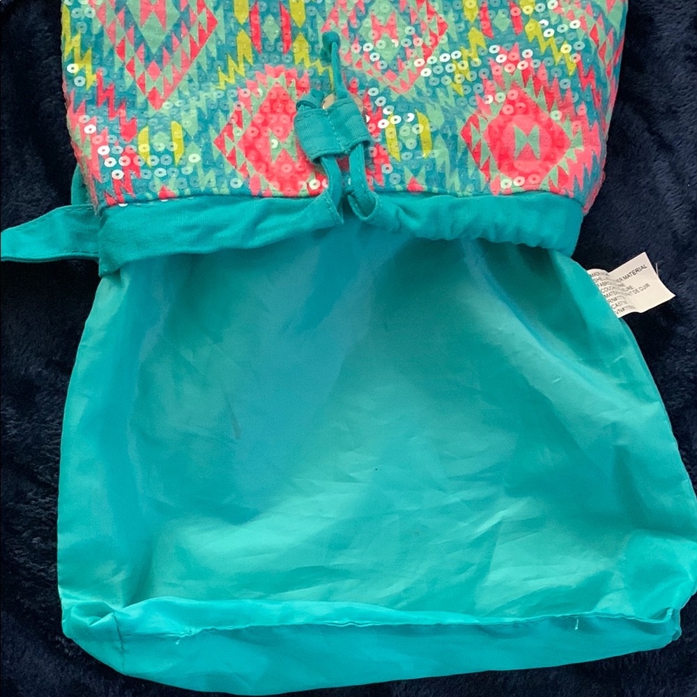Colorful Geometric Patterned Backpack - Picture 7 of 9
